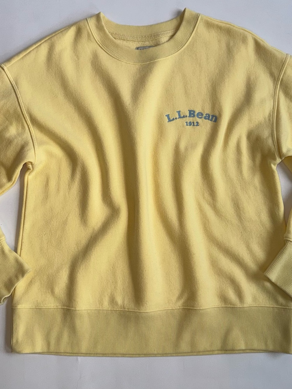 L.L.Bean Women’s XS Yellow Fleece Crewneck Sweatshirt Embroidered 1912 Logo